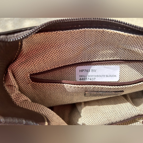 NWOT DOONEY & BOURKE Small Nth/Sth slouch bag Very well made! Brand new - Picture 9 of 12